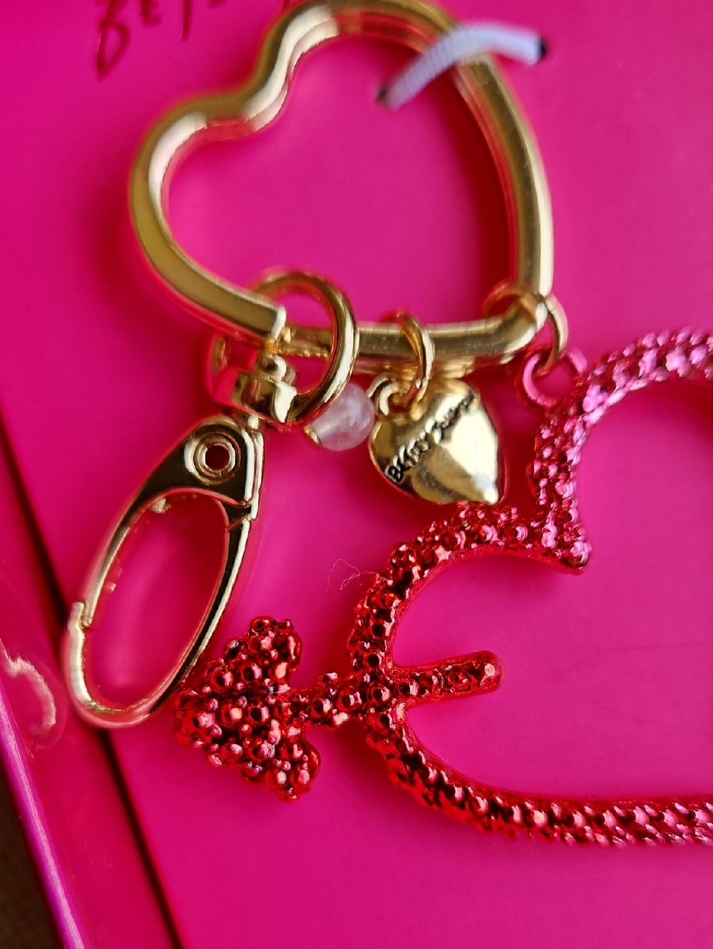 Betsey Johnson Jewelry Bag Charm Heart & Arrow Red, Pink With Gold-tone Hardware